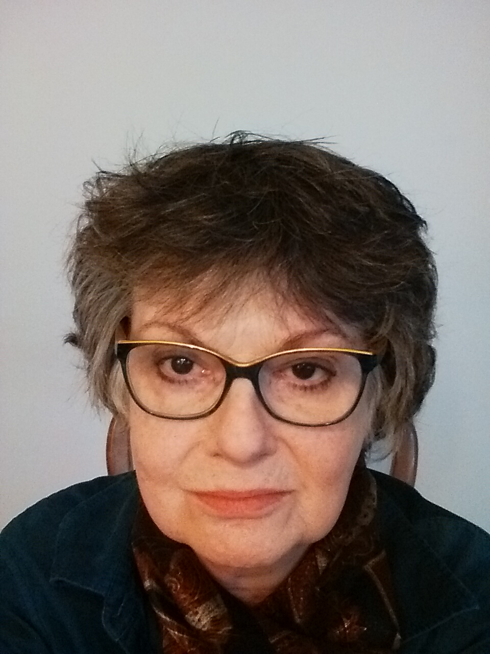 Barbara Ladd Headshot